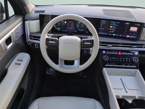 Certified 2025 Hyundai Santa Fe Limited FWD image 13
