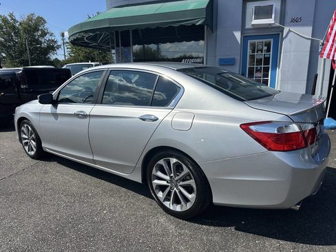 Used 2015 Honda Accord Sport image 6