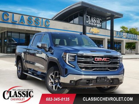 Used 2024 GMC Sierra 1500 SLT AWD/4WD image 1