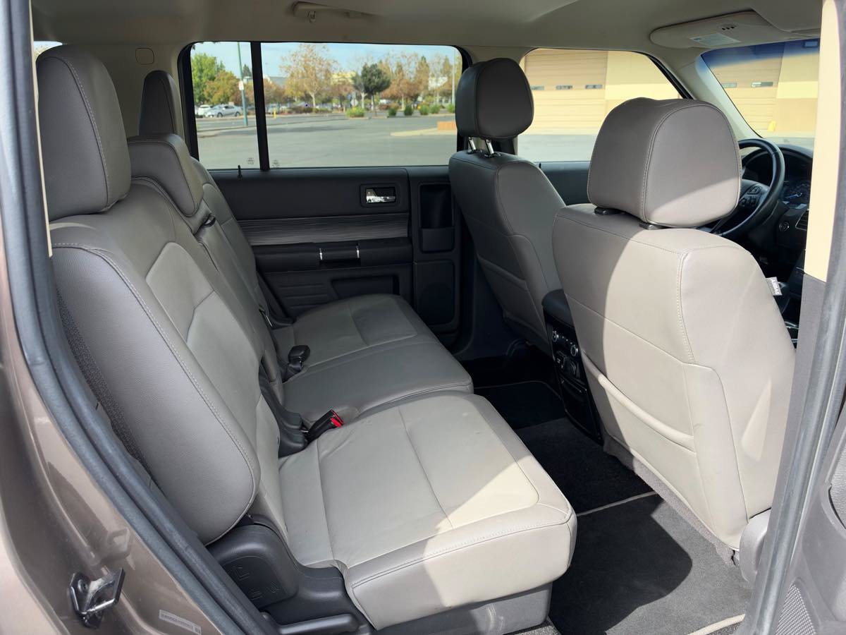 Used 2019 Ford Flex SEL w/ Equipment Group 202A FWD image 21