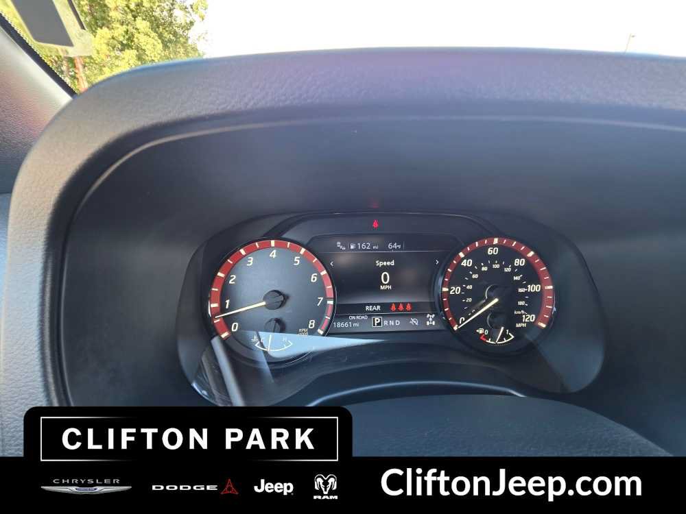 Used 2026 Nissan Frontier PRO-4X AWD/4WD image 24