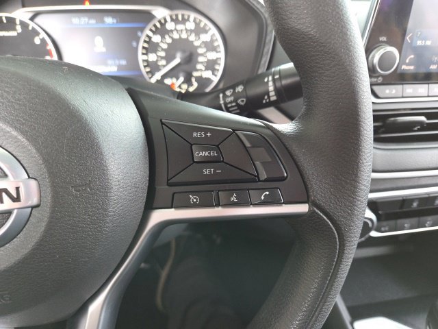 Used 2022 Nissan Altima 2.5 SV FWD image 12