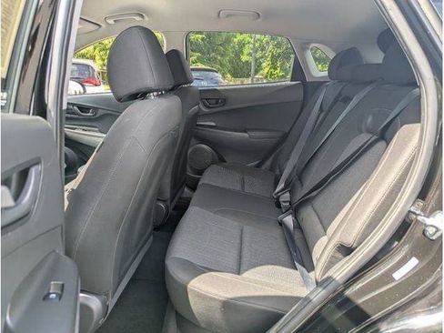 Used 2022 Hyundai Kona SEL AWD/4WD image 58
