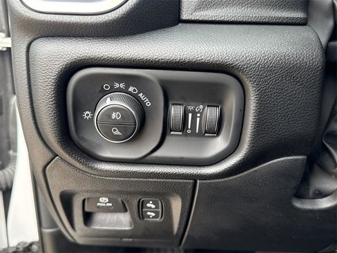 Certified 2025 RAM 1500 Big Horn image 20