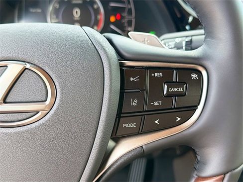New 2025 Lexus ES 350 Ultra Luxury image 38