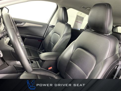 Used 2022 Ford Escape SEL image 17