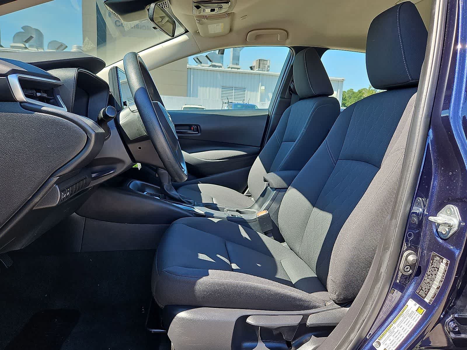 Used 2024 Toyota Corolla LE FWD image 23