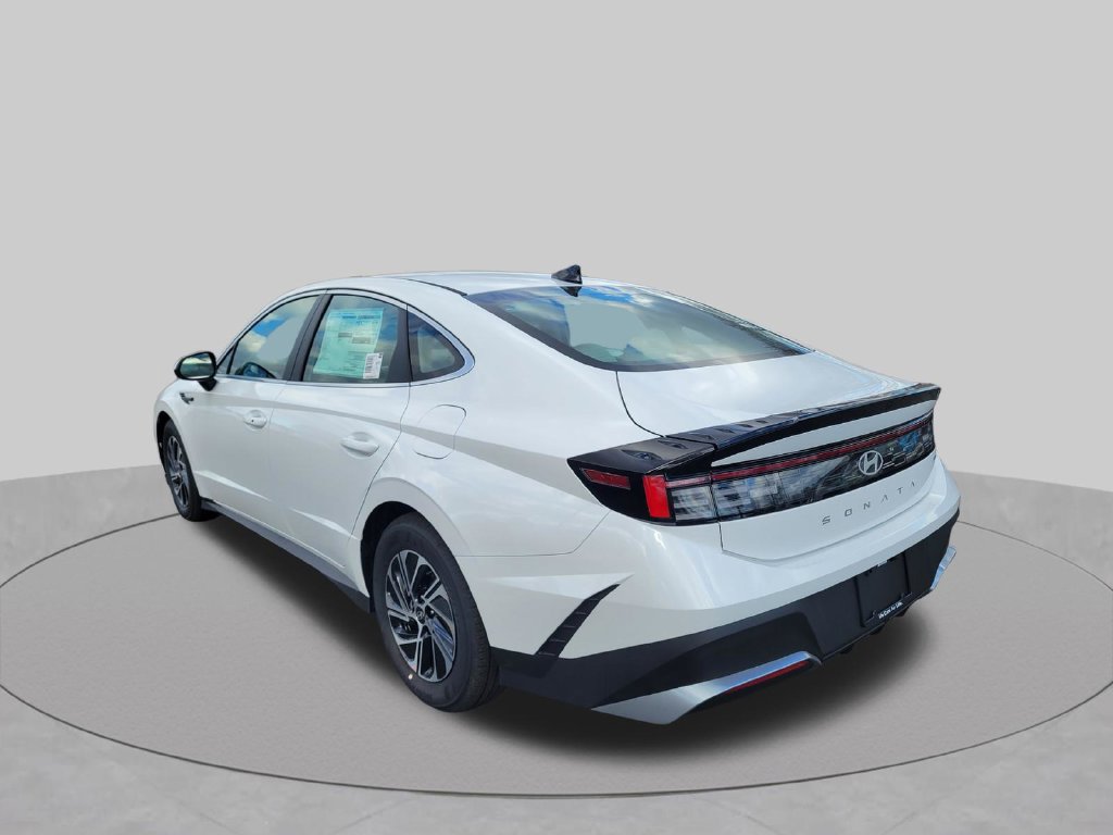 New 2026 Hyundai Sonata Blue FWD image 8