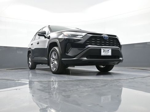 Certified 2024 Toyota RAV4 XLE image 29