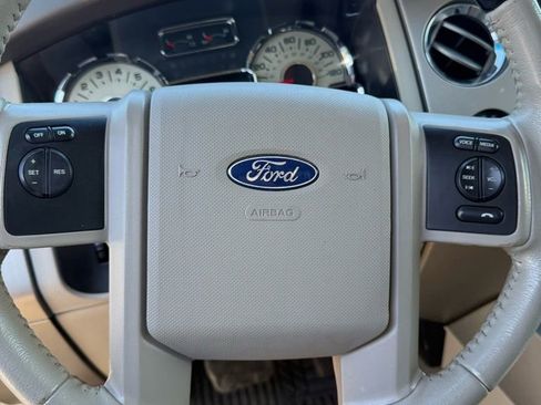 Used 2013 Ford Expedition EL Limited image 12