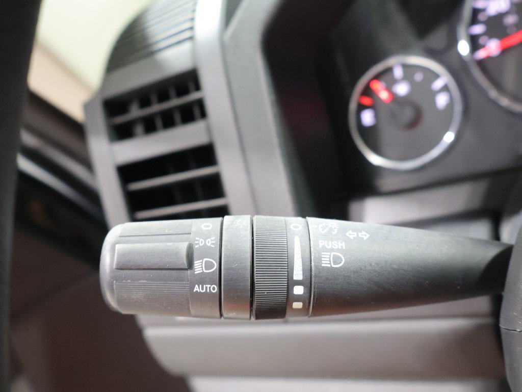 Used 2012 Jeep Liberty Sport AWD/4WD image 29