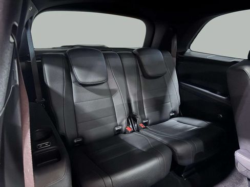 Used 2025 Mercedes-Benz GLS 450 4MATIC image 28