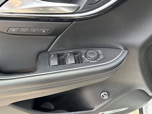 Used 2022 Buick Envision Essence w/ Technology Package II FWD image 43