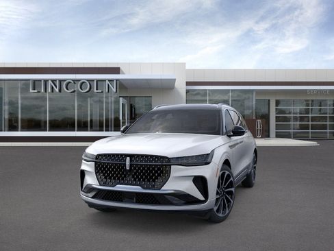 New 2026 Lincoln Nautilus Black Label AWD/4WD image 3