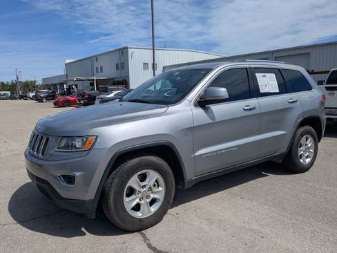 Used 2014 Jeep Grand Cherokee Laredo w/ Quick Order Package 23E image 7