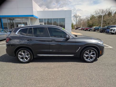 Used 2023 BMW X3 xDrive30i w/ Premium Package image 4