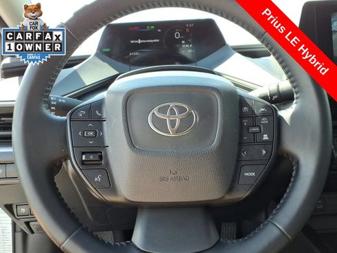 Used 2024 Toyota Prius LE FWD image 25
