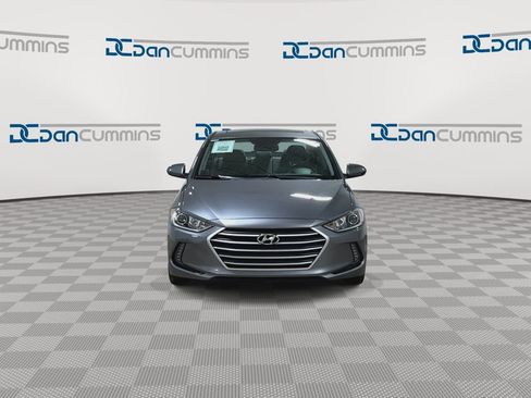 Used 2018 Hyundai Elantra Value Edition w/ Winter Weather Package image 3
