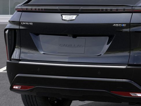 New 2026 Cadillac Lyriq Luxury RWD image 14