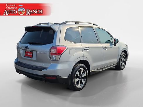 Used 2018 Subaru Forester 2.5i Limited AWD/4WD image 5