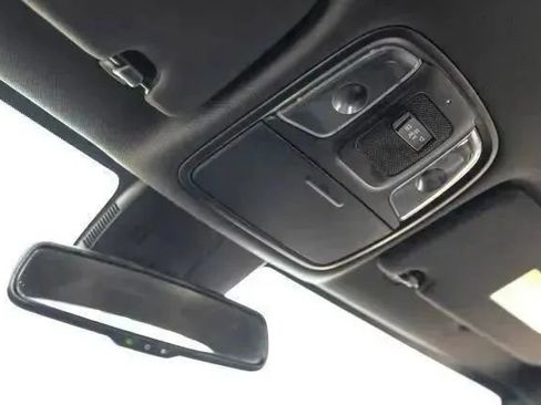 Used 2021 Kia Stinger GT-Line RWD image 36