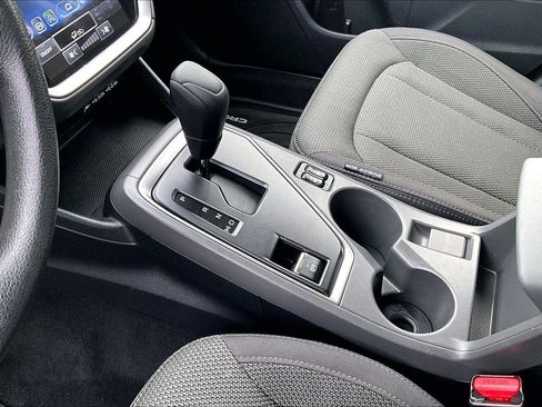 Used 2024 Subaru Crosstrek 2.0i Premium image 14