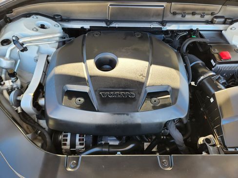 Used 2019 Volvo XC60 T5 Inscription w/ Protection Package Premier image 37