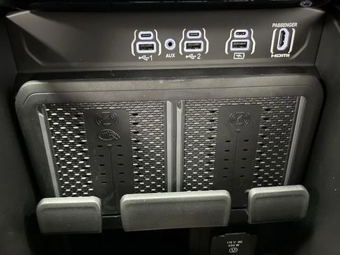 New 2026 RAM 1500 Laramie w/ Night Edition image 25