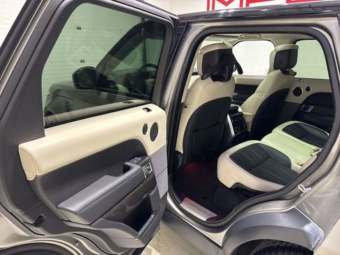 Used 2019 Land Rover Range Rover Sport Autobiography image 27