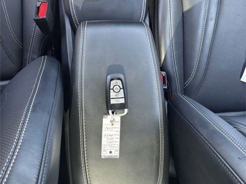 Used 2021 Ford Mustang Mach-E Premium image 28