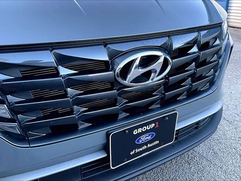 Used 2024 Hyundai Tucson SE image 30