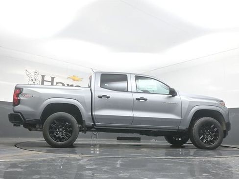 New 2026 Chevrolet Colorado W/T image 31