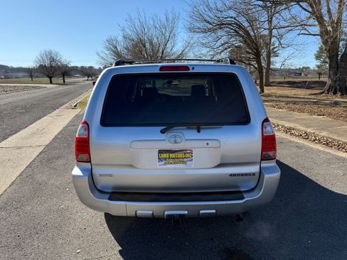 Used 2007 Toyota 4Runner Limited image 4