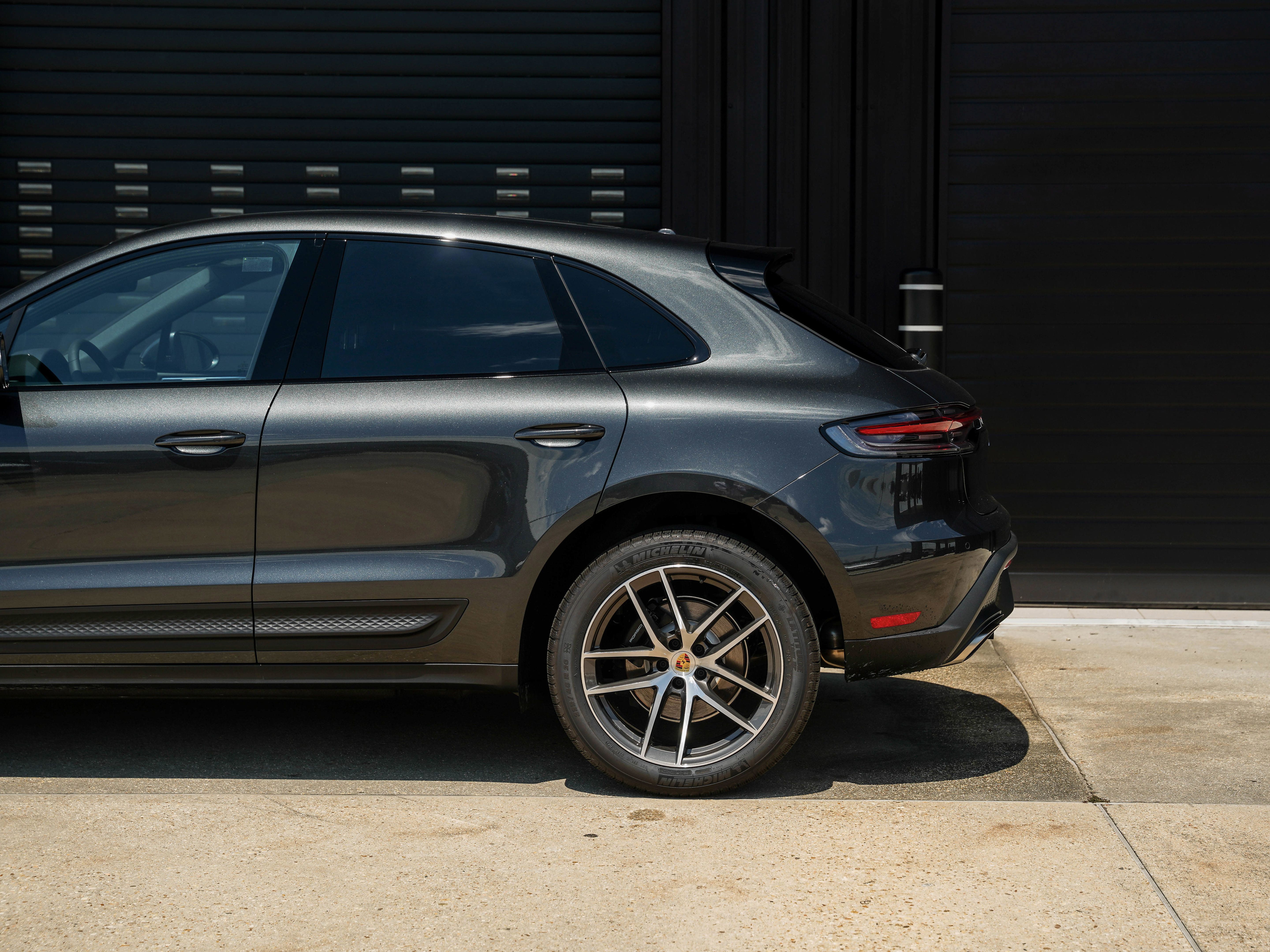 Certified 2026 Porsche Macan AWD/4WD image 12