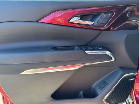 Used 2024 Chevrolet Traverse RS w/ LPO, Floor Liner Package image 9