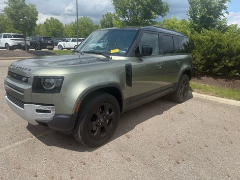 Used 2023 Land Rover Defender 110 SE AWD/4WD image 1