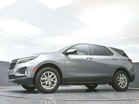 Used 2024 Chevrolet Equinox LT AWD/4WD image 56