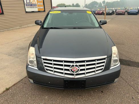 Used 2010 Cadillac DTS Luxury FWD image 2