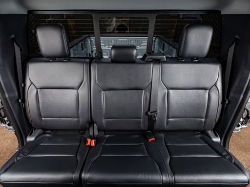 Used 2024 Ford F350 Lariat w/ FX4 Off-Road Package image 36