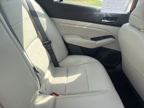 Used 2023 Nissan Altima 2.5 SL AWD/4WD image 36