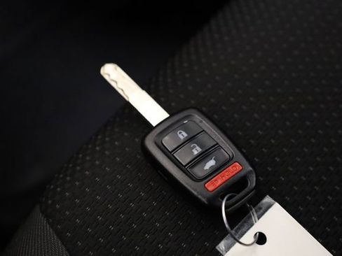 Used 2021 Honda HR-V Sport image 32