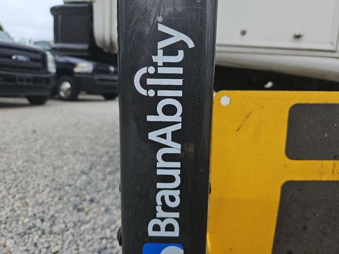 Used 2015 Chevrolet Express 3500 w/ Shuttle Bus Package image 20