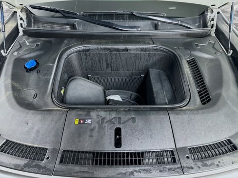 Used 2024 Kia EV9 Light Long Range image 35