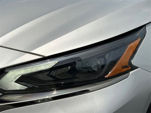 New 2025 Nissan Altima 2.5 SR w/ SR Premium Package image 7