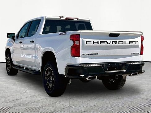 New 2026 Chevrolet Silverado 1500 Custom Trail Boss w/ LPO, Dark Essentials Package AWD/4WD image 4