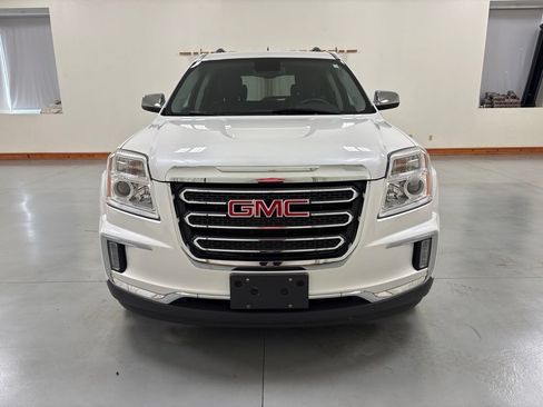 Used 2017 GMC Terrain SLT w/ Open Road Package FWD image 3