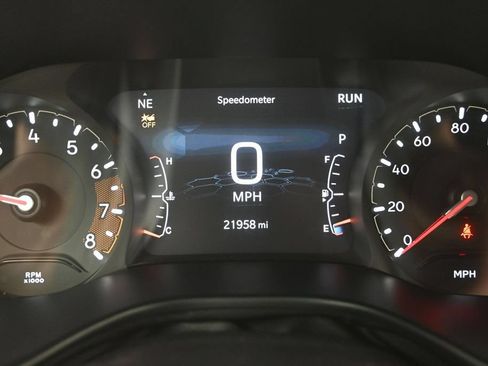 Used 2025 Jeep Compass Limited AWD/4WD image 15