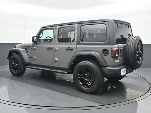 Used 2021 Jeep Wrangler Unlimited Sport image 4