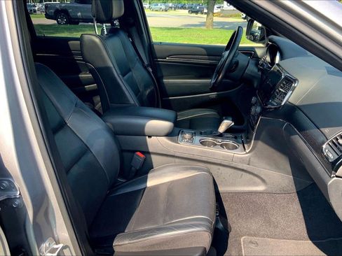 Used 2021 Jeep Grand Cherokee High Altitude AWD/4WD image 7
