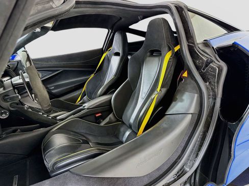 Used 2021 McLaren 720S Performance RWD image 14